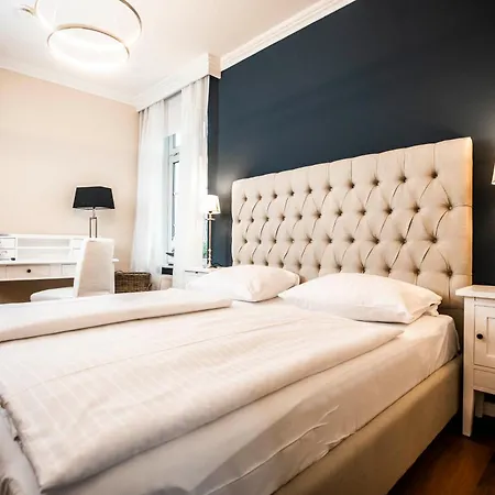 Hotel Villa Tripaldi 4* Шёнберг-ин-Гольштейн